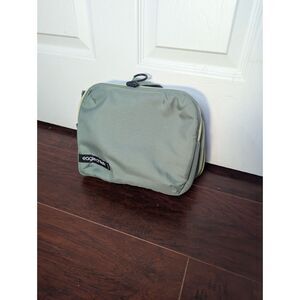 Eagle Creek Pack It Reveal Trifold Toiletry Kit